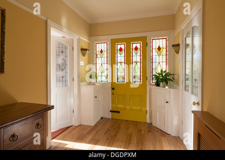 Porte d'entrée et couloir de la chambre Banque D'Images