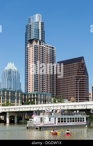 Excursion en bateau sur le lac Lady Bird skyline Austin Texas USA Banque D'Images