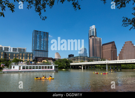 Excursion en bateau sur le lac Lady Bird skyline Austin Texas USA Banque D'Images