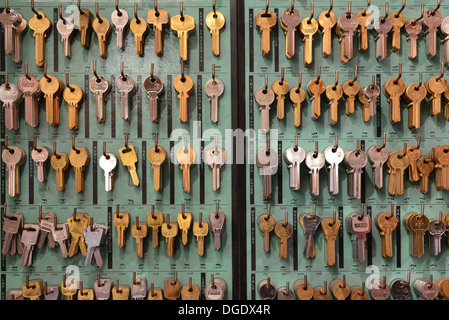 Portoirs de touches à key cutting shop Banque D'Images