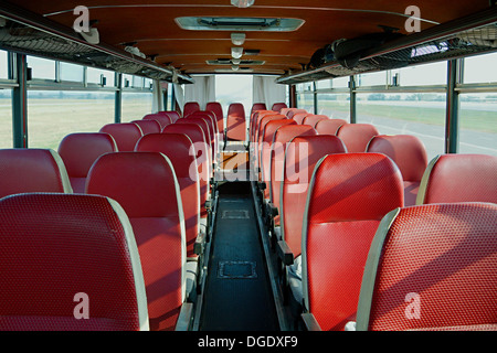 Intérieur de l’autobus Banque D'Images