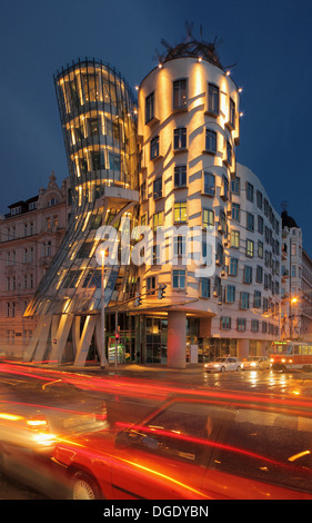 Maison dansante à Prague République Tchèque Banque D'Images