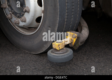 Le Cambridgeshire Busway guidé, connu localement comme le Busway, relie Cambridge, Huntingdon et St Ives dans le comté anglais de Cambridgeshire. Banque D'Images