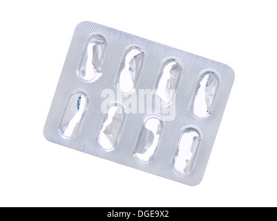 Paquet de pilules vide sur fond blanc Banque D'Images