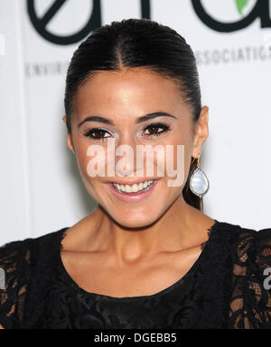 Burbank, Californie, USA. 19 Oct, 2013. Emmanuelle Chriqui arrive pour l'Media Awards 2013 sur la Warner Bros Studio Lot. © Lisa O'Connor/ZUMAPRESS.com/Alamy Live News Banque D'Images