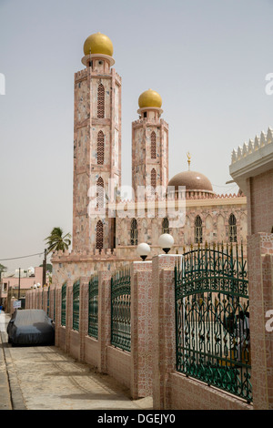 Le Sénégal, Tivaouane. Mosquée de Khalifa Ababacar Sy. Banque D'Images