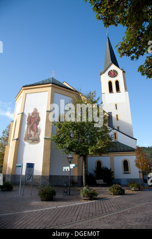 L'église paroissiale de Saint Pierre et Paul, Oberstaufen, supérieur, Allgaeu Bayerisch souabe, Allgaeu, Bavaria. Banque D'Images