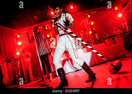 Toronto, Ontario, Canada. 19 Oct, 2013. R&B américain et l'âme de musicien, compositeur et producteur de Janelle Monae effectue dans Kool Haus club à Toronto. /ZUMAPRESS.com/Alamy Vidyashev © Igor Live News Banque D'Images