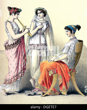Les illustrations montrent les femmes grecques, de gauche à droite : le joueur de flûte et deux femmes de la classe supérieure. Banque D'Images