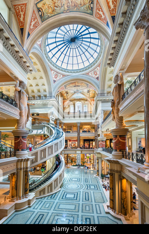 Le Forum Shops at Caesars attaché à Caesars Palace Casino, Las Vegas Boulevard South (la bande), Las Vegas, Nevada, USA Banque D'Images