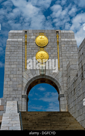 American War Memorial, monument Naval, joints de bronze au-dessus de la voûte, Gibraltar, Gibraltar, Royaume-Uni Banque D'Images