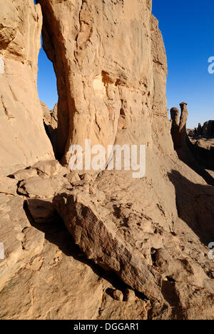 Formations rocheuses d'El Ghessour, Tassili du Hoggar, Tamanrasset, Algérie, Sahara, Afrique du Nord Banque D'Images