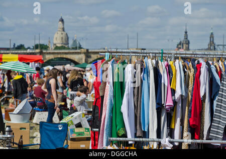 Marché aux puces hebdomadaire, Dresde, Saxe Banque D'Images