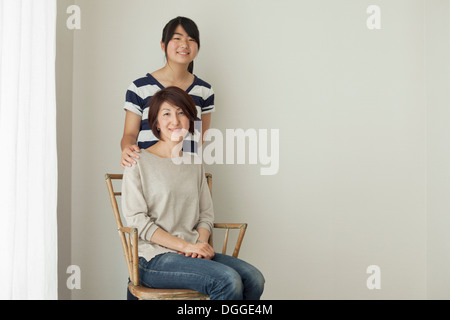 Mère et fille adolescente, portrait Banque D'Images