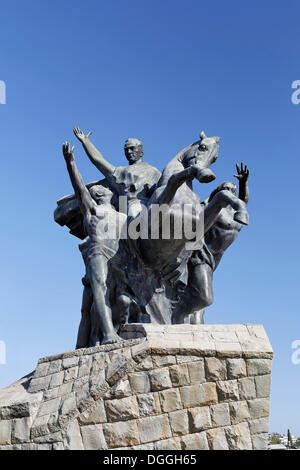 Statue de Mustafa Kemal Ataturk, centre ville historique d'Antalya, Kaleici, Riviera turque, la Turquie, l'Asie Banque D'Images