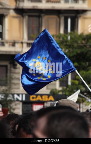 Rome, Italie. Oct 19, 2013 Des manifestants lors d'un rassemblement d'austérité du gouvernement à Rome, Italie © Gari Wyn Williams/Alamy Live News Banque D'Images