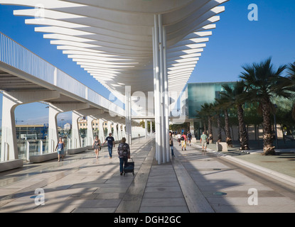 Quay deux El Palmeral de las Sorpresas moderne de développement nouveau terminal croisière Malaga, Espagne Banque D'Images