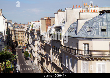 Paris France,9ème arrondissement,rue la Bruyere,vue aérienne d'en haut,historique Haussmann condominium,résidentiel,appartement,appartements,plat,bu Banque D'Images