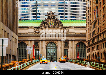 Grand Central Terminal viaduc et ancienne entrée à New York Banque D'Images