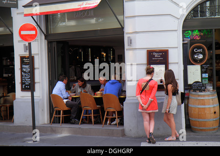 Paris France,Europe,Français,8th arrondissement,rue la Boétie,Binoche,restaurant restaurants restauration repas café cafés bistrot,cuisine,nourriture,café, Banque D'Images