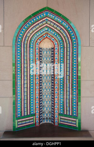 Niche décorative dans une arcade, Grande Mosquée Sultan Quaboos, Capitale, Oman, Middle East Banque D'Images