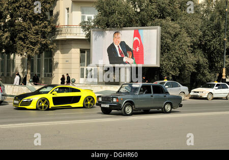 Poster avec l'image d'Heydar Aliyev, 1923 - 2003 de 1993 à 2003 Président de la République d'Azerbaïdjan et de l'Azerbaïdjan Banque D'Images