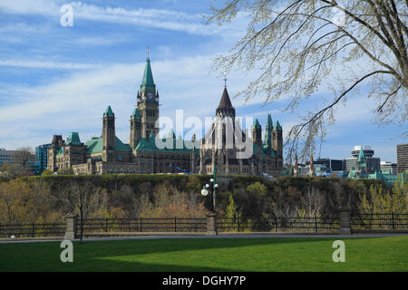 Vue sur la Colline du Parlement, le centre-ville, Ottawa, Ontario, Canada Province Banque D'Images