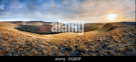 Une vue sur la vallée de Glyn Collwn dans le parc national de Brecon Beacons. Banque D'Images