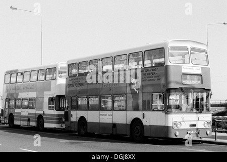 Vieux style double decker bus dans southsea uk administré par portsmouth en commun sous le nom de l'amiral rouge 1990 Banque D'Images