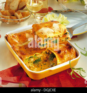 Lasagne au saumon californien, États-Unis. Banque D'Images