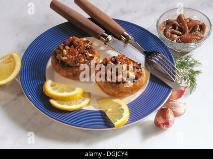 Champignons farcis, Grèce. Banque D'Images