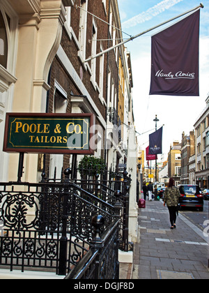 Gentleman's bespoke tailors, Savile Row, Londres, Angleterre, Royaume-Uni Banque D'Images