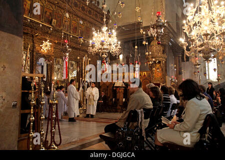 Eglise de la naissance, la vue de l'intérieur, Bethléem, Cisjordanie, Israël, Moyen Orient Banque D'Images