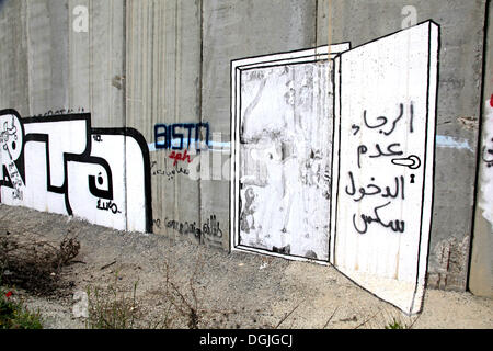 Mur avec graffiti, côté palestinien, entre Bethléem, Cisjordanie et Jérusalem, Israël, Moyen Orient Banque D'Images