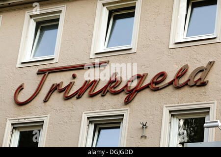 Trinkgeld, Allemand pour tip, signe sur une maison à Dachau, Haute-Bavière Banque D'Images