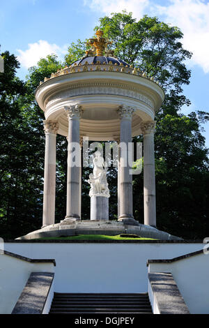 Temple de Vénus dans les jardins du palais de Linderhof Schlosspark, château de Louis II de Bavière, la vallée de Graswangtal, Oberammergau Banque D'Images