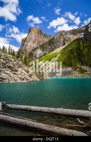 Le lac Moraine, dans le parc national Banff, Alberta, Canada. Banque D'Images