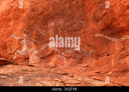 Rock autochtone historique sculpture, détail, au sud d'Alice Springs, Territoire du Nord, Australie Banque D'Images