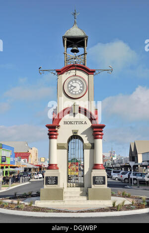 Clocher et War Memorial, Hokitika, West Coast, South Island, New Zealand Banque D'Images