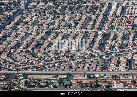 Logement l'évolution de la tentaculaire sunny Las Vegas Valley. Banque D'Images