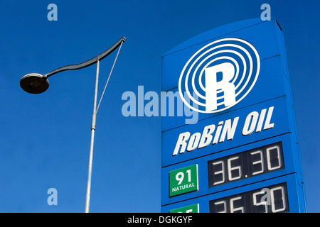 Robin Oil company logo icônes icône carburant emblème mark Banque D'Images