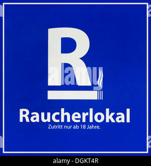 Signe, Raucherlokal allemand, d'un restaurant où il est possible de fumer, avec une cigarette allumée, uniquement aux plus de 18 ans Banque D'Images