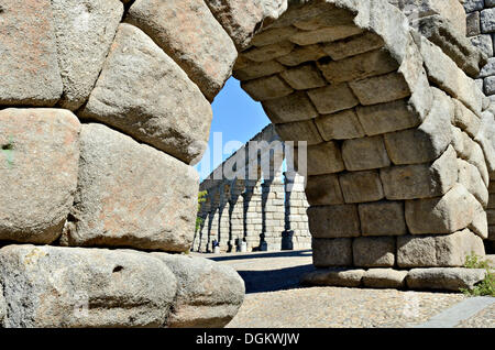 Aqueduc de Segovia, Ségovie, Castille et León, Espagne Banque D'Images