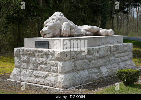 Monument grave avec un lion sculpture en l'honneur des soldats belges, composés de la bataille de Verdun, Première Guerre mondiale, Verdun Banque D'Images