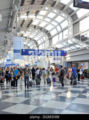 Hall de l'aérogare 1, C, de l'aéroport international O'Hare de Chicago, Illinois, USA, Amérique Latine Banque D'Images