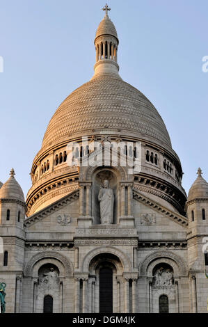 Coupole de la Basilique du Sacré-Cœur de Paris ou la basilique du Sacré-Cur, Montmartre, Paris, France, Europe Banque D'Images