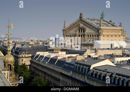 Vue depuis une plate-forme d'observation sur l'Opéra Palais Garnier, Opéra, Paris, France, Europe Banque D'Images