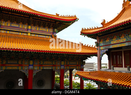 Beaux bâtiments de Temple chinois, Nonthaburi, Thaïlande. Banque D'Images