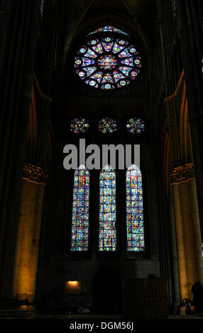 Rosace, vitraux historiques, transept, Cathédrale de Notre-Dame de Paris, UNESCO World Heritage Site, Reims Banque D'Images