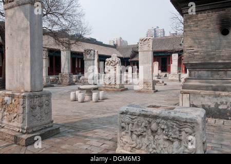 Tablettes en pierre sur cour dans Dongyue taoist Temple dans le district de Chaoyang, Beijing, Chine Banque D'Images